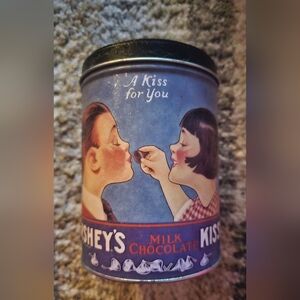 Vintage Hersheys Milk Chocolate Kisses Tin ♡ -1980s